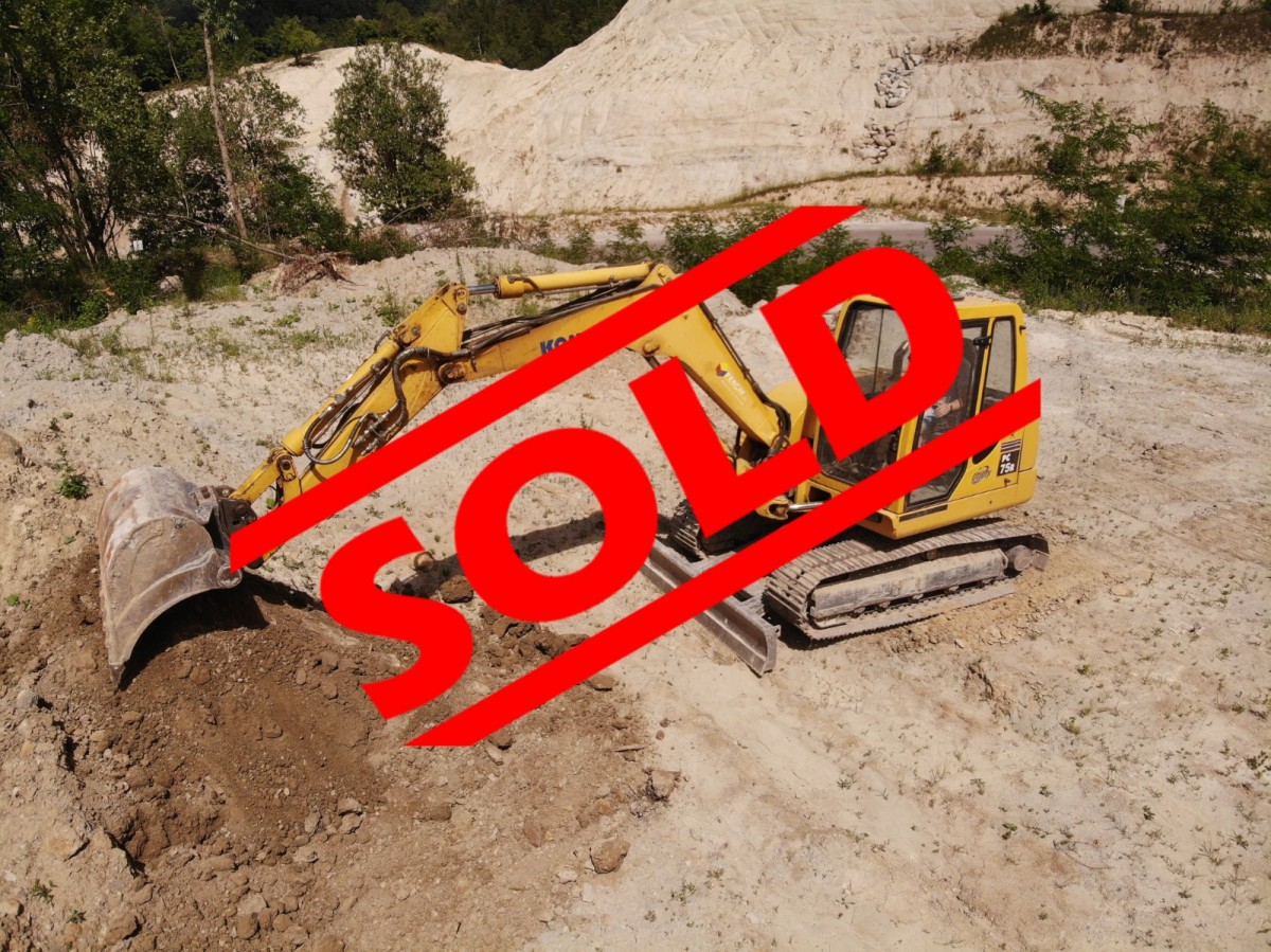 Komatsu PC75